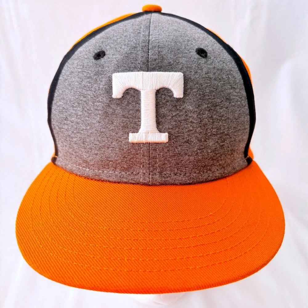 Nike Tennessee Volunteers Nike True Youth Adjustable Strapback Hat Cap Signed